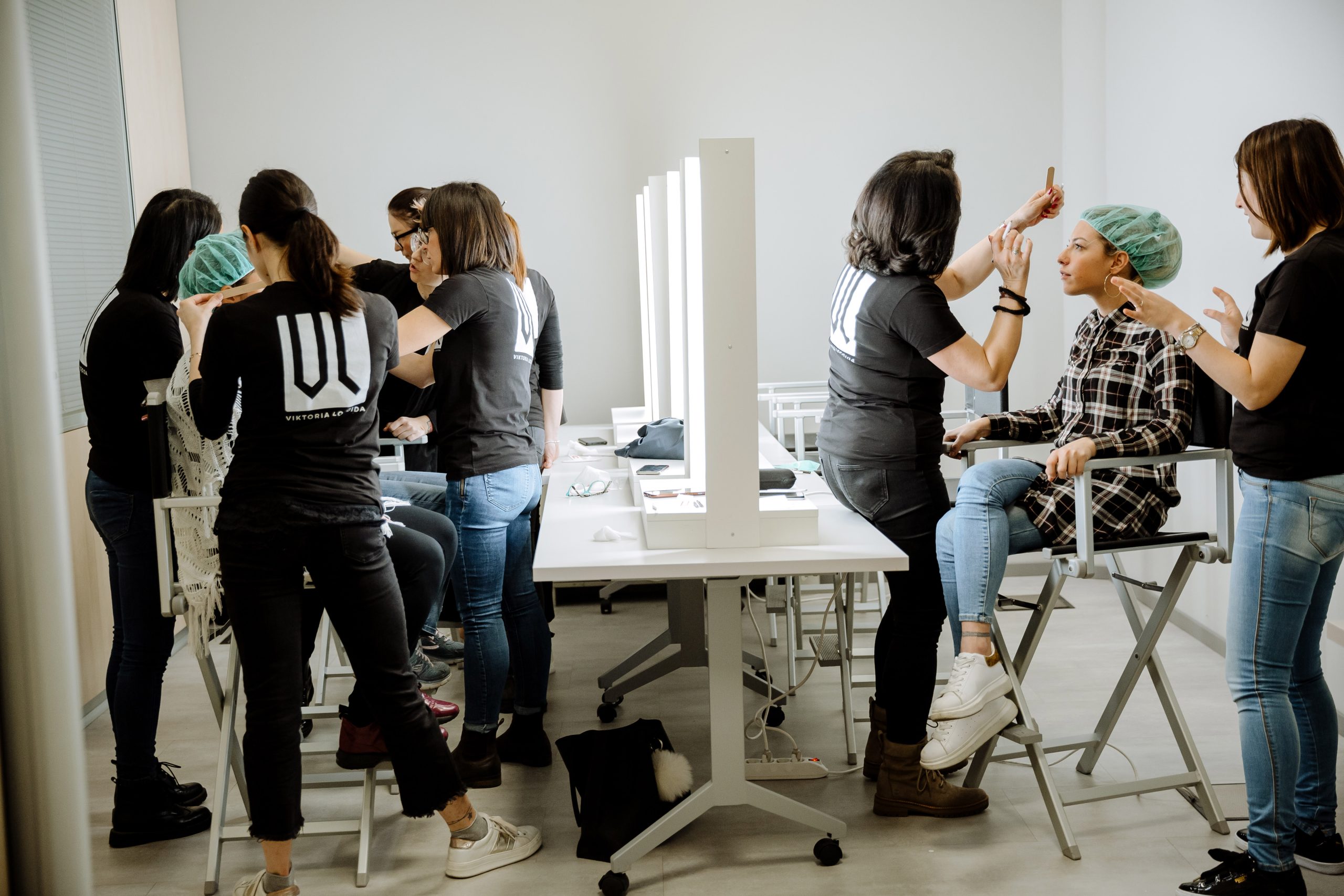 corso base trucco permanente viktoria logoida 41